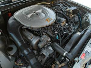 Image 49/50 de Mercedes-Benz 380 SEC (1982)