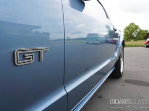 Bild 20/63 von Ford Mustang GT (2005)