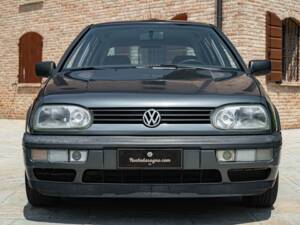 Immagine 3/45 di Volkswagen Golf IV 1.6 (1997)