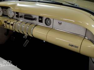 Immagine 26/34 di Buick 40 Special Convertible (1955)