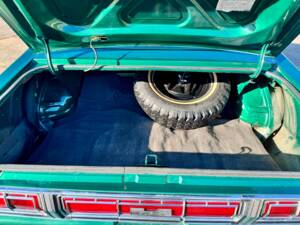 Image 18/19 of Ford Elite (1976)