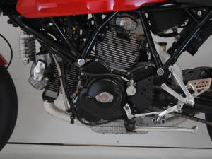 Bild 2/23 von Ducati DUMMY (2006)