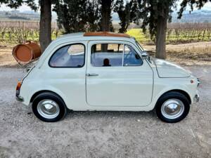 Image 26/73 of FIAT 500 F (1971)