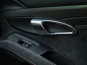 Bild 40/50 von Porsche 911 GT3 (2017)
