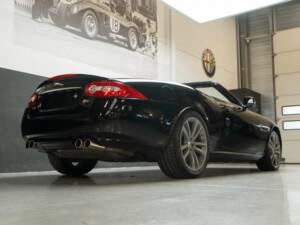 Image 20/50 of Jaguar XKR (2013)