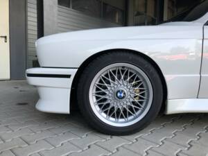 Afbeelding 23/27 van BMW M3 (1987)