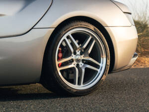 Image 32/45 de Mercedes-Benz SLR Stirling Moss (2009)