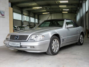 Imagen 46/50 de Mercedes-Benz SL 320 (1998)