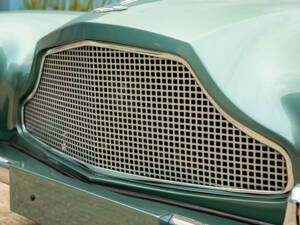 Immagine 29/50 di Aston Martin DB 4 Prototype (1957)