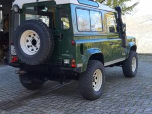 Image 2/34 of Land Rover Defender 90 Td5 (2000)