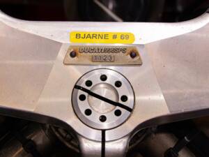 Immagine 43/50 di Ducati DUMMY (1999)