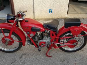 Imagen 3/19 de Moto Guzzi DUMMY (1949)