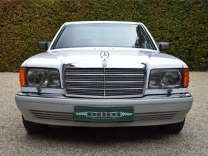 Image 4/55 of Mercedes-Benz 560 SEL (1989)