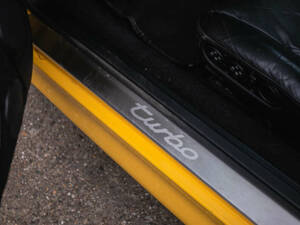 Image 14/44 de Porsche 911 Turbo (1997)