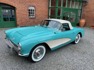 Image 23/71 of Chevrolet Corvette (1956)