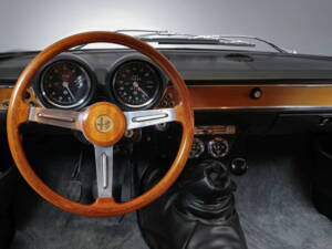 Bild 22/35 von Alfa Romeo Giulia GT 1300 Junior (1973)