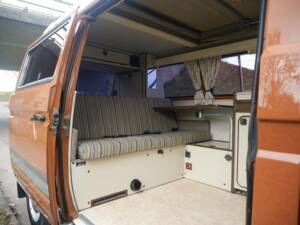 Image 20/43 of Volkswagen T3 Westfalia 1.6 (1981)