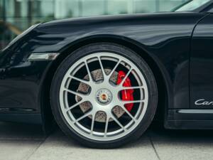 Image 18/50 of Porsche 911 Carrera GTS (2011)