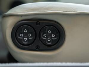 Immagine 44/50 di Porsche 911 Carrera 4 (1990)