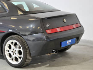 Image 10/29 of Alfa Romeo GTV 2.0 Twin Spark (2001)