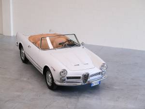 Immagine 4/16 di Alfa Romeo 2600 Spider (1962)