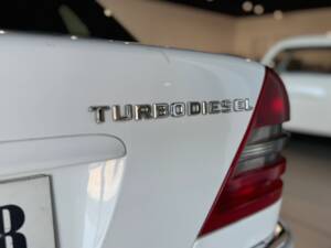 Bild 23/42 von Mercedes-Benz C 250 Turbodiesel (1996)