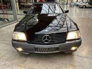 Immagine 50/53 di Mercedes-Benz 500 SL (1992)