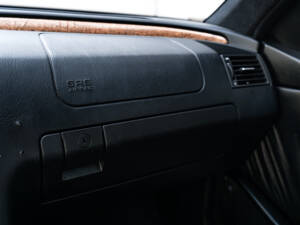 Image 27/41 of Mercedes-Benz C 36 AMG (1995)