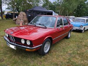 Image 4/12 of BMW 518 (1977)