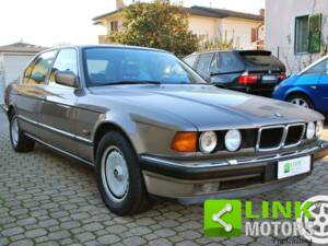 Bild 1/10 von BMW 750iL (1989)