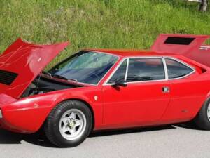Image 2/9 of Ferrari 208 GT4 (1976)