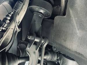 Bild 44/61 von Porsche Cayenne S (2010)