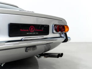 Image 22/67 of Ferrari 365 GT 2+2 (1969)