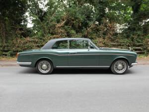 Image 7/19 of Rolls-Royce Corniche I (1974)