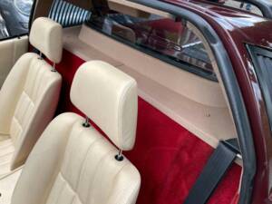 Afbeelding 17/20 van Ferrari 328 GTS (1989)