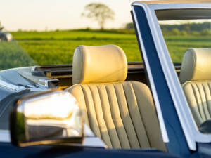 Immagine 16/42 di Mercedes-Benz 300 SL (1986)