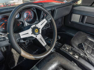 Image 33/50 of Ferrari 512 BB (1980)
