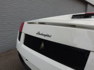 Image 23/100 of Lamborghini Gallardo (2005)