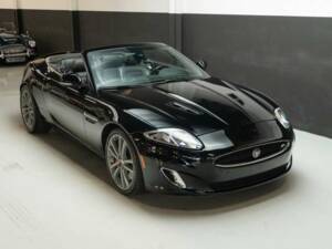 Image 17/50 of Jaguar XKR (2013)