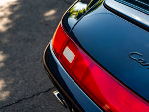 Image 9/47 of Porsche 911 Carrera (1997)