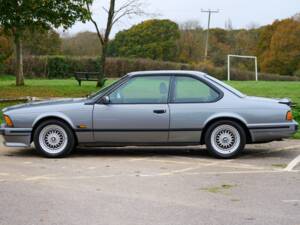 Image 2/50 of BMW M 635 CSi (1989)