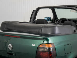 Bild 39/50 von Volkswagen Golf III Cabrio 1.8 (1998)