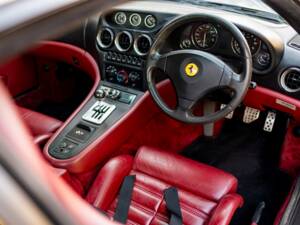 Imagen 4/36 de Ferrari 550 Maranello (2000)