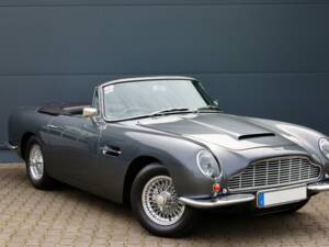 Bild 24/24 von Aston Martin DB 6 Volante (1967)