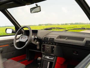 Image 55/87 of Peugeot 205 GTi (1986)
