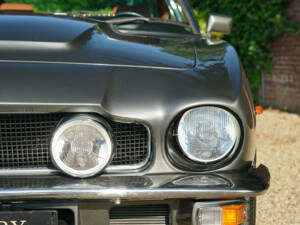 Image 44/50 of Aston Martin V8 (1980)