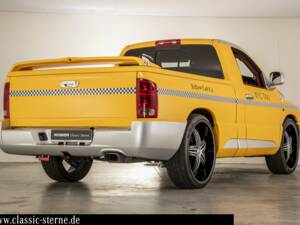 Image 2/15 of Dodge Ram SRT 10 (2004)