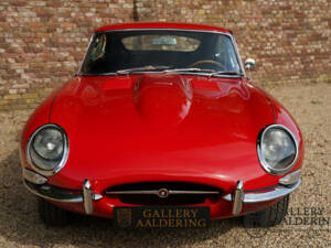 Image 3/50 of Jaguar E-Type 3.8 (1963)