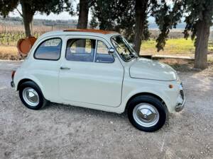 Image 4/73 of FIAT 500 F (1971)