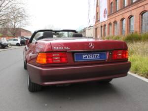 Image 24/24 of Mercedes-Benz 500 SL (1991)